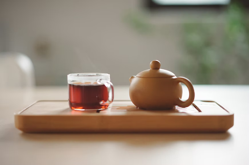 Qual o melhor chá para emagrecer? Conheça algumas opções que vão te ajudar na briga contra a barriga